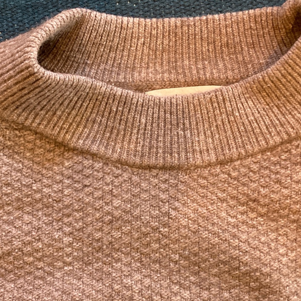 Wol hide moss sweater S/M in “earth” - Picture 13 of 16